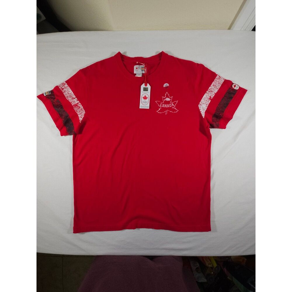 NWT RARE 2014 Olympics Canada Authentic Hudson's Bay Mens T-shirt Large Red Leaf